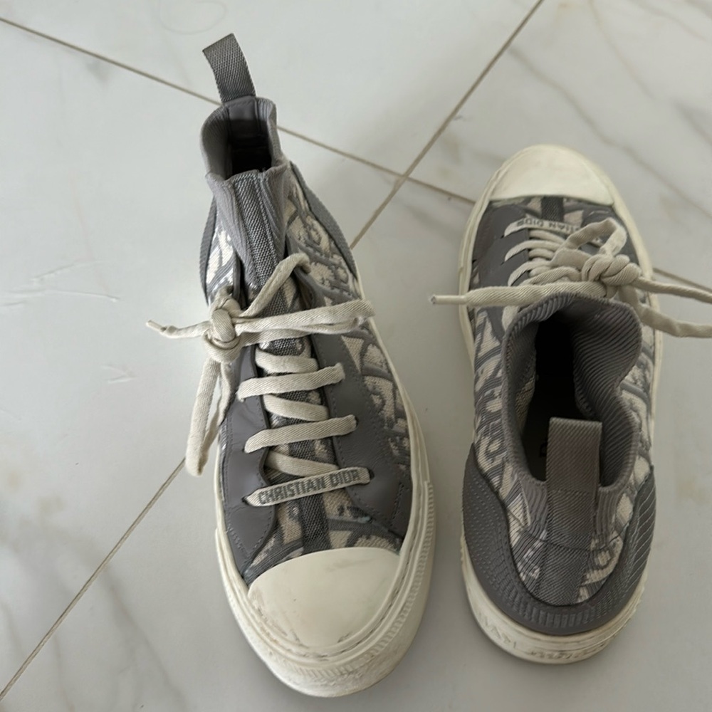 Dior sneakers